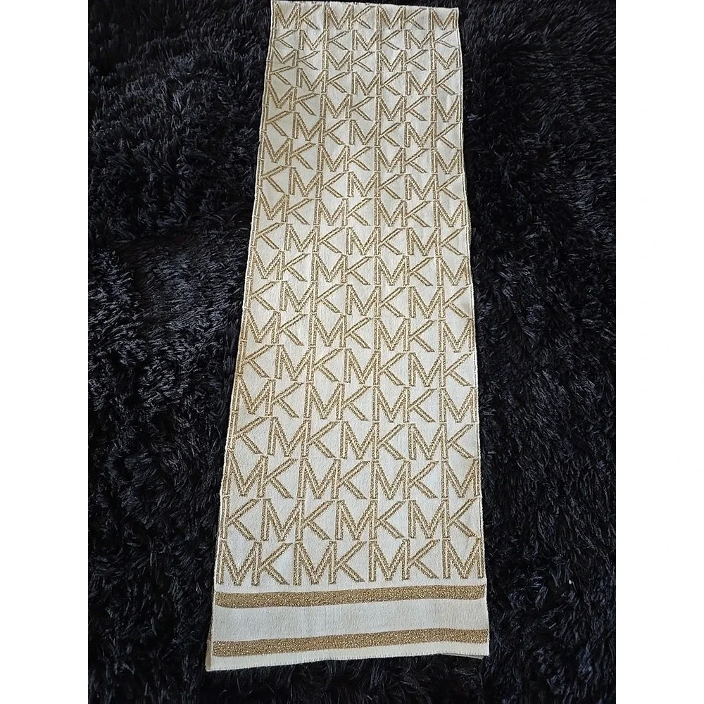 MICHAEL KORS MK Initials Signature Neck Scarf Cream‎ And Gold MSRP $78 63 Inches